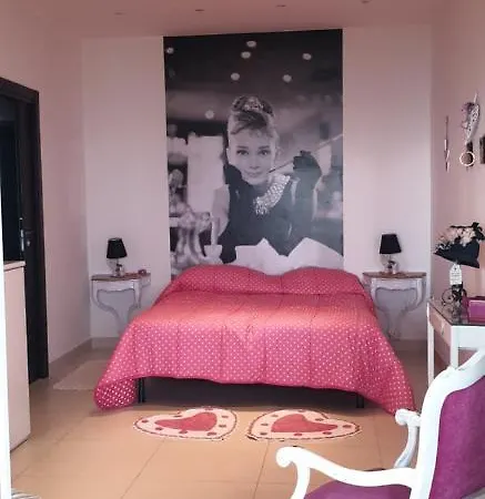 Elvira Hollywood Bed & Breakfast Belvedere Marittimo