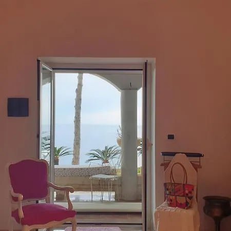 Elvira Hollywood Bed & Breakfast Belvedere Marittimo